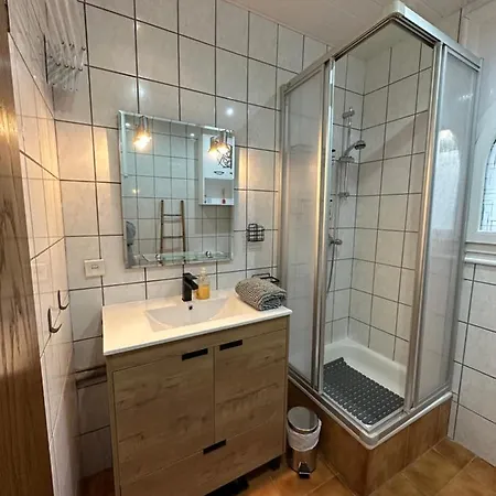 Maison De Avec Amarre *